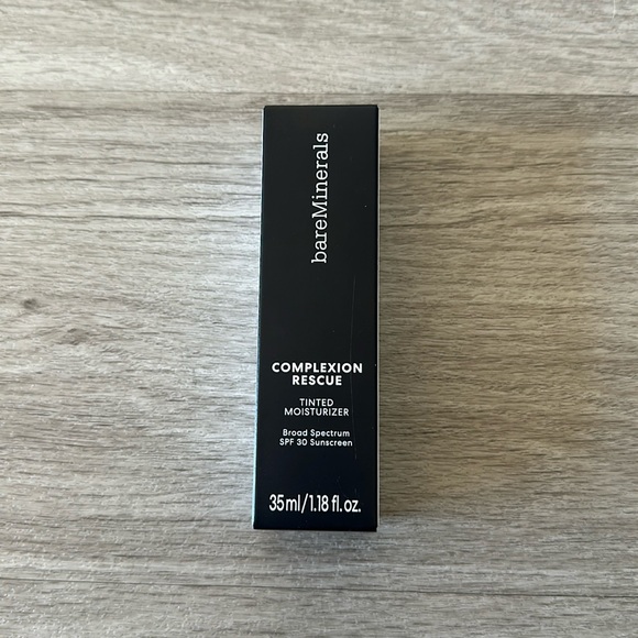NEW bareMinerals COMPLEXION RESCUE Tinted Moisturizer - Picture 1 of 9